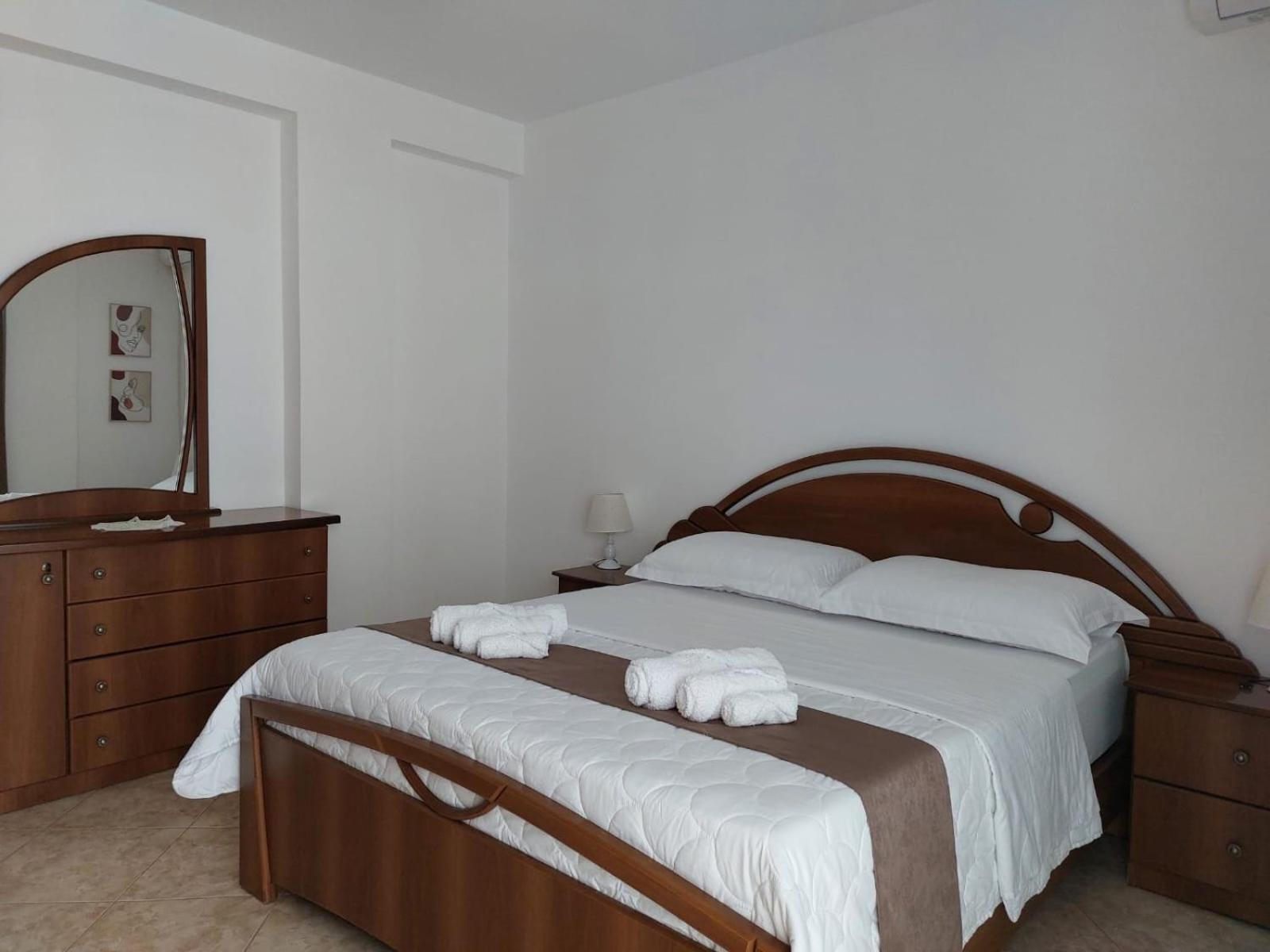 Wendy'S Apartment Berat Bagian luar foto